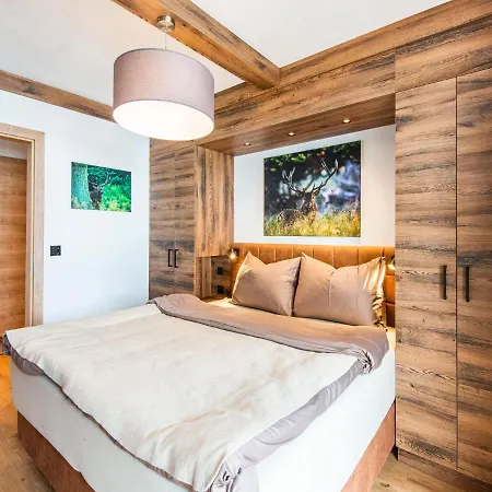 Inviting In Directly On The Slopes Раурис