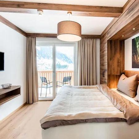 Inviting In Directly On The Slopes *