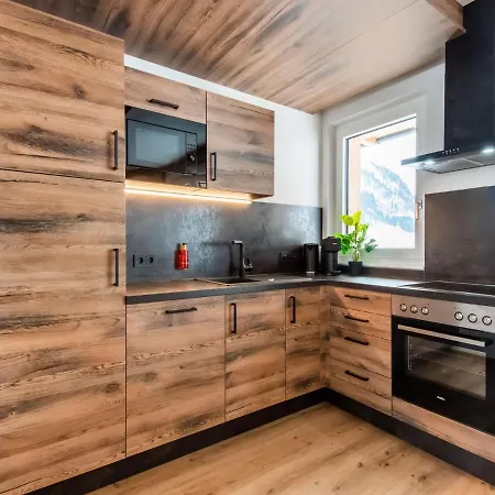 Inviting In Directly On The Slopes Апартаменты *